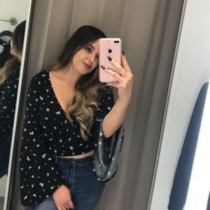 Meet your Posher, Cindy